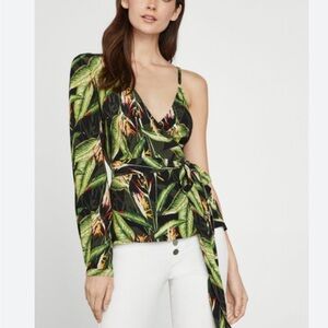 NWT BCBG birds of paradise wrap top